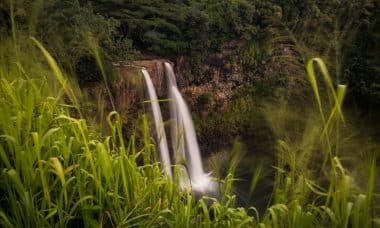 découvrez l'immensité et la beauté des chutes d'eau à couper le souffle. plongez dans un monde de paysages naturels enchanteurs, d'adrénaline et de sérénité. explorez des cascades majestueuses, idéales pour les randonneurs, les amoureux de la nature et les photographes.