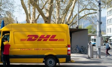 découvrez notre gamme de véhicules de livraison, conçus pour optimiser le transport de vos marchandises. que ce soit pour des livraisons de dernière minute ou des trajets quotidiens, trouvez le véhicule idéal qui allie performance, confort et efficacité. explorez nos solutions adaptées à vos besoins logistiques dès aujourd'hui!