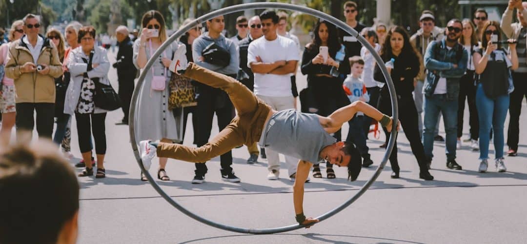 découvrez les avantages de la flexibilité dans votre quotidien : améliorez votre bien-être, boostez votre productivité et apprenez à vous adapter aux changements avec aisance.