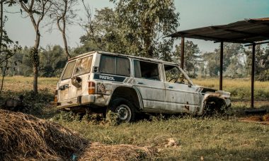 découvrez l'importance de l'entretien des véhicules pour garantir leur performance et leur longévité. nos conseils pratiques vous aideront à maintenir votre voiture en parfait état tout en prévenant les pannes coûteuses.